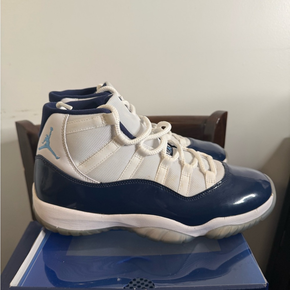 JORDAN 11 RETRO 'WIN LIKE '82'